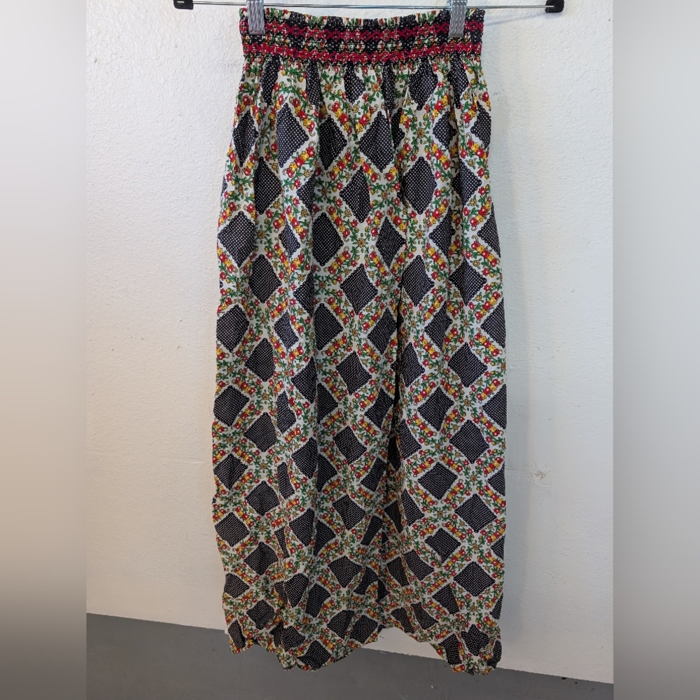 Vintage Skirt Elastic Waist Maxi lenght Bohemian Cottagecore style XS
